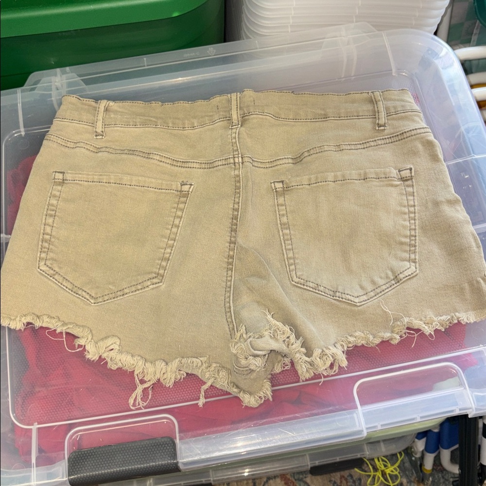 5/$8 Mudd Shorts - Picture 2 of 2
